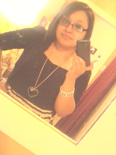 Im 18 Years Old. I Love Jesus! I Sing, Dance, & Act! I Really Like Nick Jonas & Justin Bieber! :)