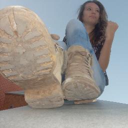 CarlaS2_'s profile picture. 