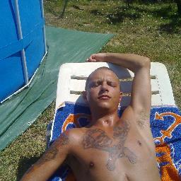 yuretto1989's profile picture. 