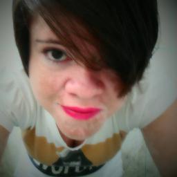 Ola, Meu nome e Mayra. Sou uma Little Monsters da Mother Monsters @ladygaga. Amo muito ela, as musicas dela, e o sorriso dela. Paws Up. And I was Born This Way!