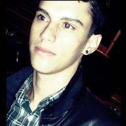 Sou quem sou no o q os outros dizem...
