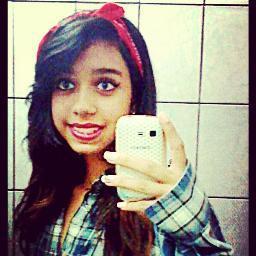 Biografia ?
Fala sério! Como vou resumir minha
vida aki no twitter?
A complicαdα e perfeitα αzeitonα
dα suα sαlαdα- pode crê que com o tempo vc percebe :)