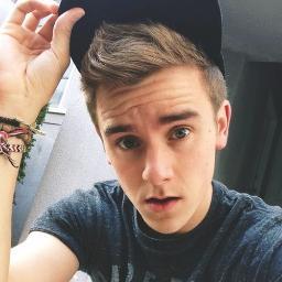 Hey I'm Connor Franta. I'm on a collaboration channel call Our Second Life and I have my own youtube channels.
https://t.co/D8clIKaplj
https://t.co/iwspz5saHE