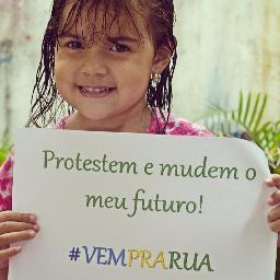 Giliane silva.
Mulher virtuosa que achara seu valor..
Perto esta o Senhor dos que tem um quebrantado coração...