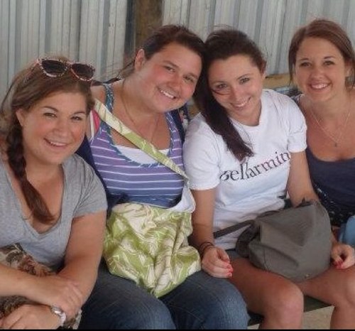 rachyrach106's profile picture. chin up buttercup