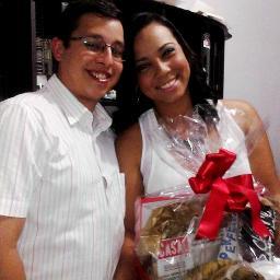 Vascaína e azulina de coração, companheira, amiga, sincera, humilde, verdadeira, positividade.. Resumindo, apaixonada pela vida!