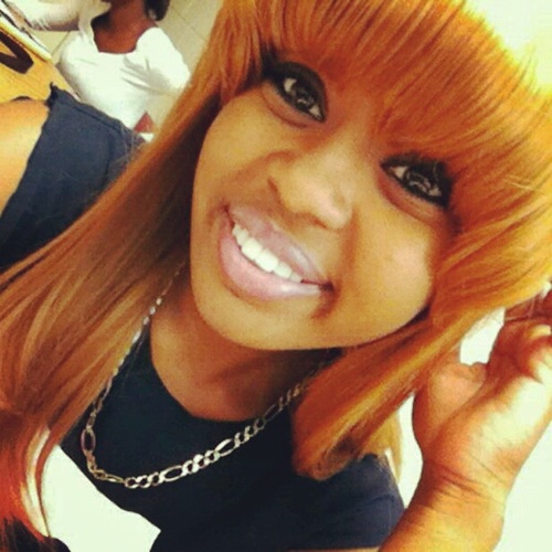 js a coo chick , nothing major (:♥