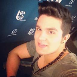 Pois só quem sonha consegue alcançar ! @Luansantana . #Só sigo Fc do Luan , fãClube criado no dia 18/06/2013 as 22:30