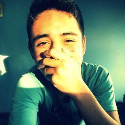 Hola!, Me llamo joaquin tengo 17 años soy simpatico, si quieres conocerme agregame a fb o enviame un mensaje ;)