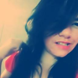 mizaely_'s profile picture. Jordana Mizaely, evangélica, pensativa, sonhadora, forte, perseverante, acima de tudo e qualquer coisa, muito apaixonada por Jesus.  ;)