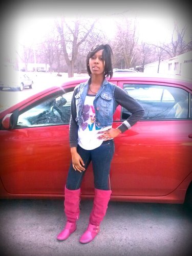 I dont beef with you bitches I keep it brief with you bitches HI & BYE might not even speak to you bitches !!! :)