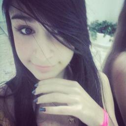 Deixa eu te beijar até vc sentir vontade de tirar a roupa ..(8 u-u