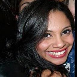 Ariana,Corinthiana,Arrogante e Chata...Quer mais alguma coisa aqui?