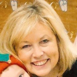 Retired teacher, wannabe chef, busy wife, proud mother of two, and loving my friends!