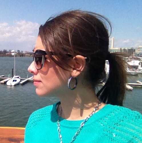 mom, loss mom, wife, former journalist, and podcaster: amomslifepodcast
