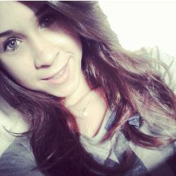 Eu pedi pra Deus uma amiga, ele me mandou um anjo que eu chamo de irmã. Eu te amo tata!  @natalysoouza_ aqui.