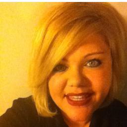 pollyannajo's profile picture. 