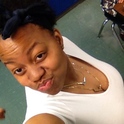 I love to sing and dance....very friendly and outgoing and looove to smile....#TEAMFOLLOWBACK #TEAMJESUS