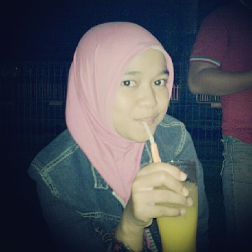 Hey, I olivia .. I am majoring in SMK1 schools in PMSII. *18-10-97*if you follow me, I'll follow you back. thank you :)