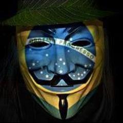 Quando todos acordarem, os políticos não irão dormir.
Seja bem vindo, nós somos Anonymous.