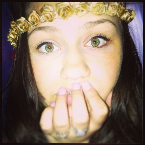 The name's Diamond. Proud directioner, se7enteener and sheerio.
Yeah. Sounds right.
✌stay golden ✨ shine bright.