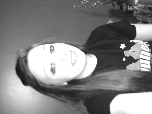 Courtneypryce's profile picture. Follow me(: and I love my boyfriend so much ❤️