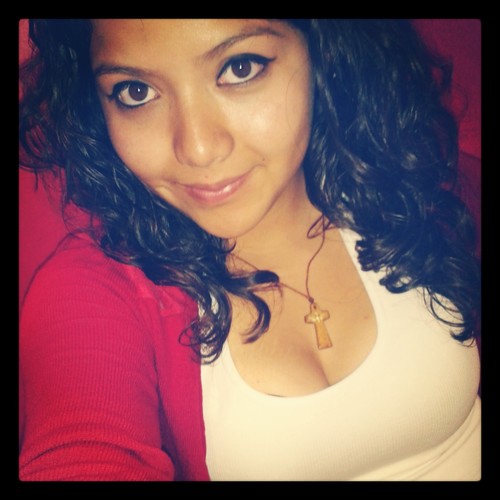 hola pues mi nombre es karen soy una chica buena onda me gusta mucho el Hip-Hop, leer, aprender, cantar y experimentar nuevas cosas soy muy inperactiva, etc. :3