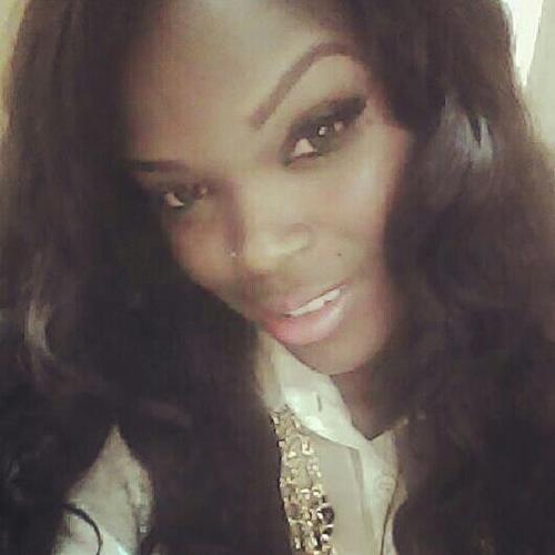 xxxclusivelyurs's profile picture. They say they not into dark skin women, and then they meet me(catch me if you can)))   **instagram mztenay