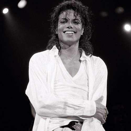 I love michael jackson, tambu- christ pembele you are an inspiration and an awesome person. Keep up the dream and you're one of my best friends.