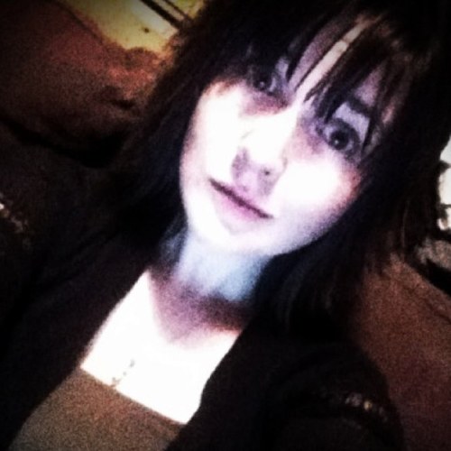 Gynji's profile picture. On a scale from 1 to 10 I'm a 10. Cuz I'm basic. Making art, making money and learning about crypto from strangers on the internet.