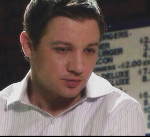 JWalsh_Jeremy's profile picture. 'Jeremy Renner'의 The Unusuls(2009) / 문의DM / NYPD's Detective Jason Walsh / 동인발 비공식 수동봇 / 미성년자 팔로 금지.적발시 블락 / 캐해석,캐붕주의 / 근친주의  / 장난기,능글거림 / 필모한정 크로스오버