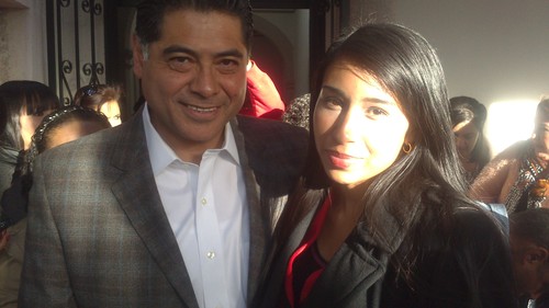 Admiradora de Cristo y su oratoria, orgullosa Duranguense y creyente de la educacion como clave para transformar a los pueblos de Mexico y America Latina