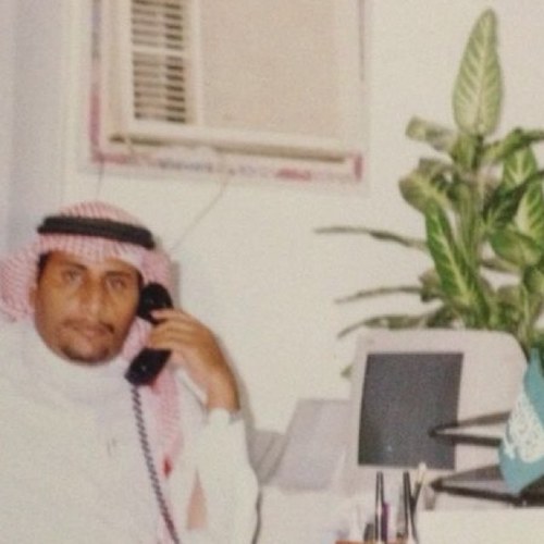 تعجبني الارواح الراقيه التي تحترم ذاتها ، وتحترم الغيرعندما تتحدث تتحدث بعمق .. وتطلب بأدب.. وتمزح بذوق .. وتعتذر بصدق ،