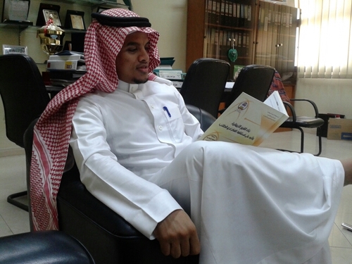 ‏الكتب والسفر والسهر أعطتني وإن أخذت مني!!