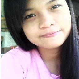 Hello! I'm Kim .   I love black :)) #FOLLOW me, I #FOLLOWBACK. Swear. --- U unfollow, I Unfollow too
