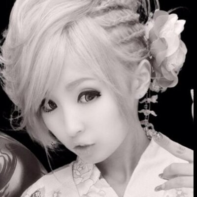 山本優