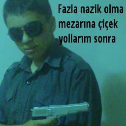 aşkımı dağlara yazacaktım aşkımdan büyük dağ bulamadım