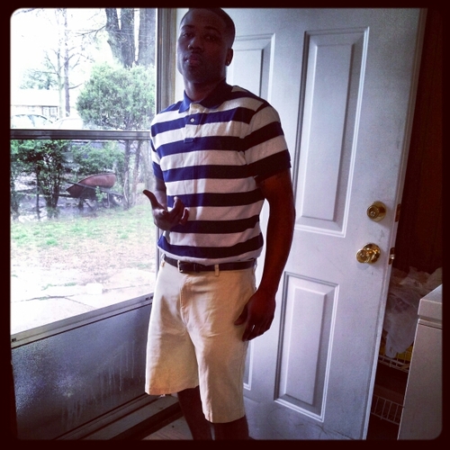 i mean wy not follow a guy wit ah dream.. its hard to explain but isnt life a bitch so fuck her nd follow me..