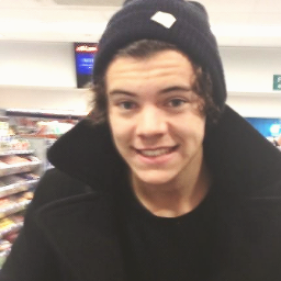 Twitter especialmente feito pro Hazza e para as Directioners e Boydirectioners que amam o Safadinho