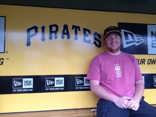 NJ Devils and Pitt. Pirates #ALLDAY! Frisbee and Music are my passions.