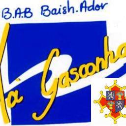 L'association développe le gascon et sa culture sur l’Agglomération bayonnaise (Boucau, Bayonne, Anglet, Biarritz) et le Bas-Adour