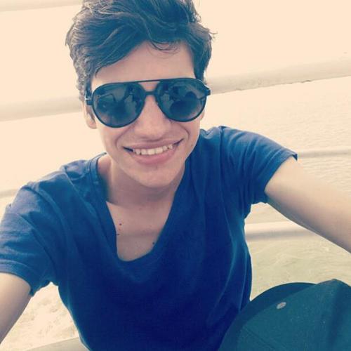 Algum dia, quando meu pranto estiver acabado eu vou exibir um sorriso e caminharei sob o sol... Crying In The Rain (8)