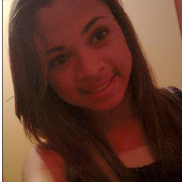 Hobbies: #Ouvir Musica    # Fazer Redações   #Amar #Cinema    #Enfim , essas coisas de meninas ;-)