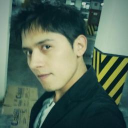 No te arrepientas de nada,la gente buena te da felicidad,la mala te da lecciones y la Maravillosa te da los mejores recuerdos de tu vida