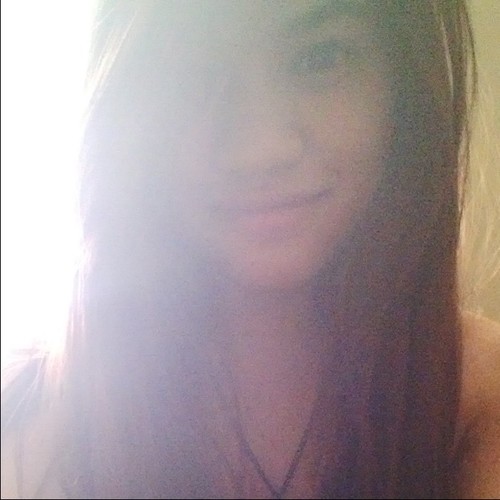 Hi :). My Full name is Honey Eurmai Villavicencio :) 18 yrs old,my course is animation :)