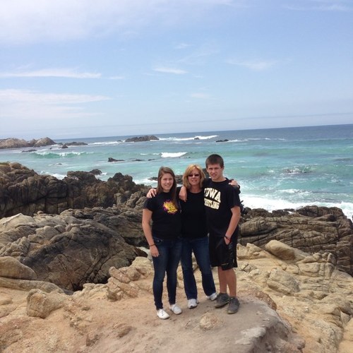 love to travel and plan amazing vacations for others.