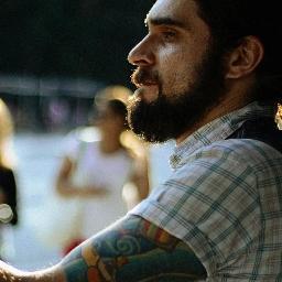 One-Man-Folk-Band http://t.co/PxFhMtHiYS