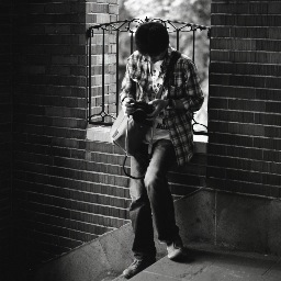 メインにフィルム（銀塩）、時々デジタルな感じで写真を撮りつつツーリングをたしなむ。  blog https://t.co/tAxrLP7u7c