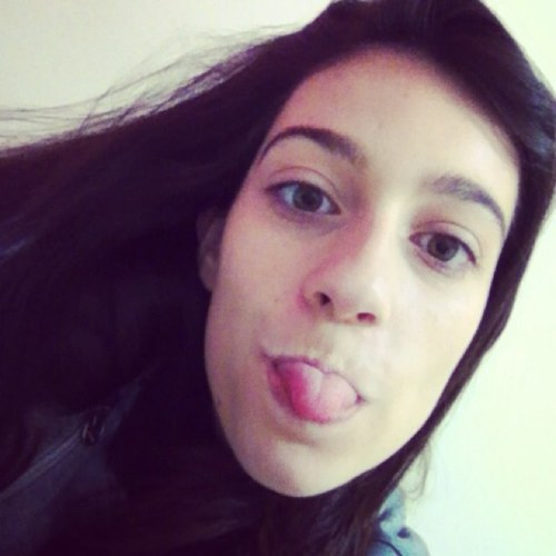 jugaspari_'s profile picture. Coincidência é só o nome que os conformistas dão ao destino .