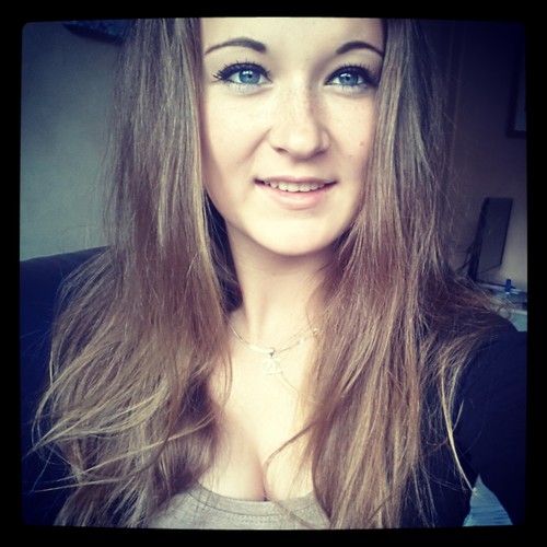 JOYCE |16 years | Zaandam | Inst : joycebezooijen | Hockey A2 | Clusius | 

Lovee my best dinnetjes